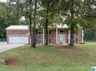 917 Sugarloaf Ln, Anniston, AL 36207