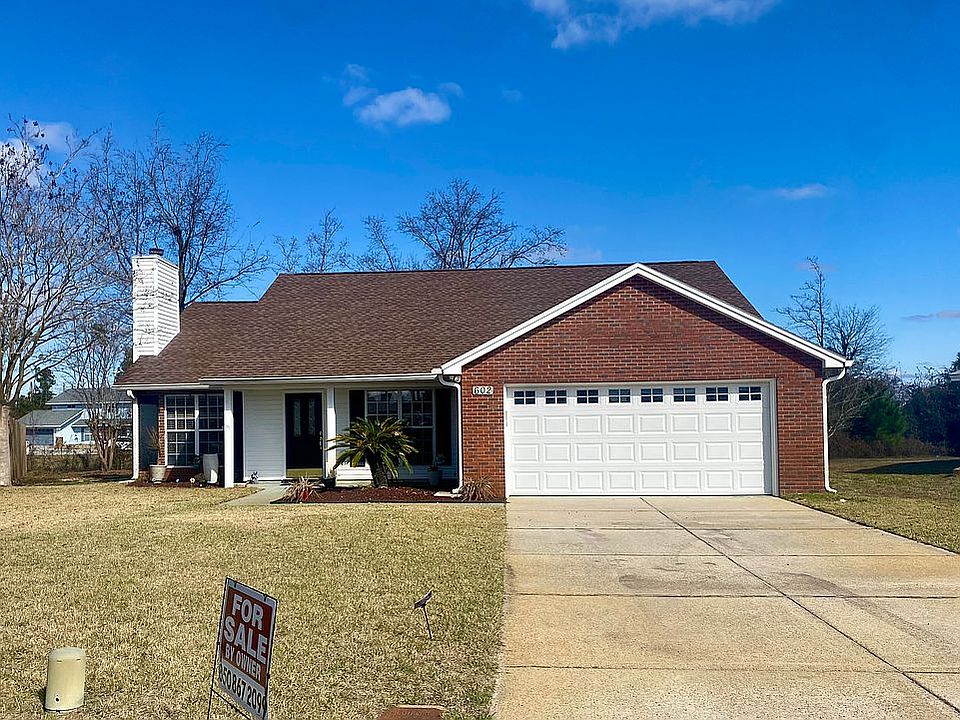 1st image of 602 Windy Ln