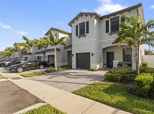 496 NW 203rd Ter, Miami Gardens, FL 33169