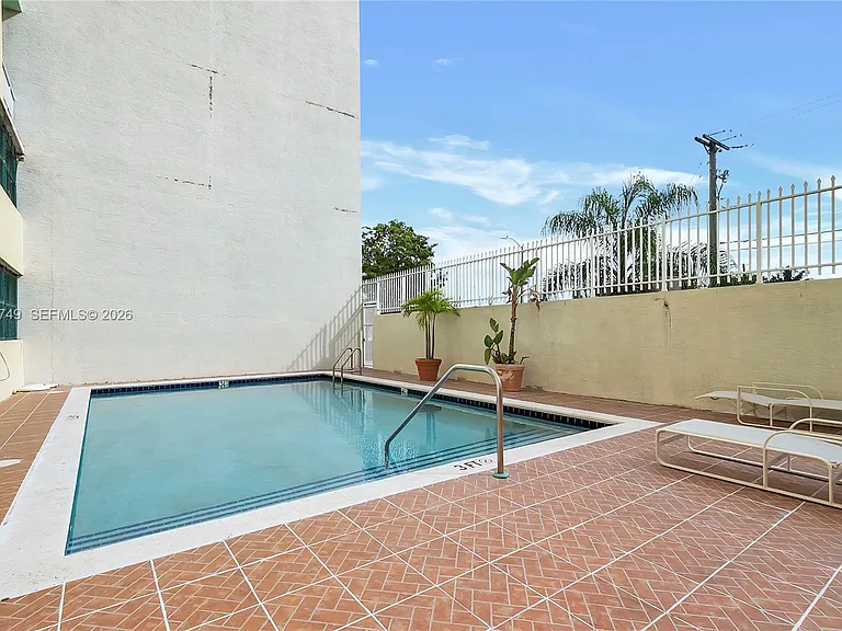 1350 NW 8th Ct #B2-4 — Photo 11