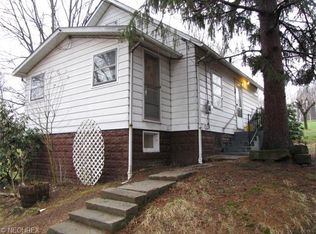 1123 Mishler Rd, Mogadore, OH 44260