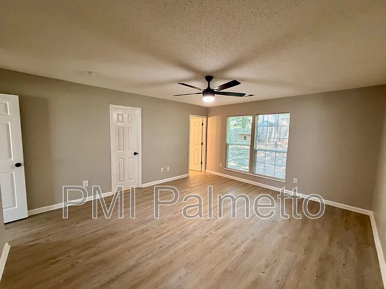 22 Sweet Thorne Cir — Photo 17
