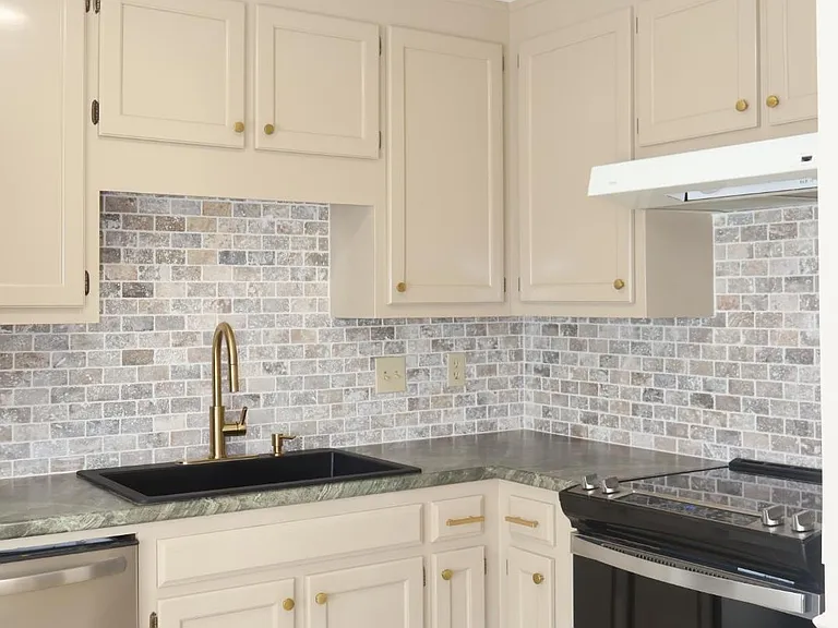 6864 Steeplechase Dr NW — Photo 10