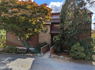 520 Maxine Dr, Lehighton, PA 18235