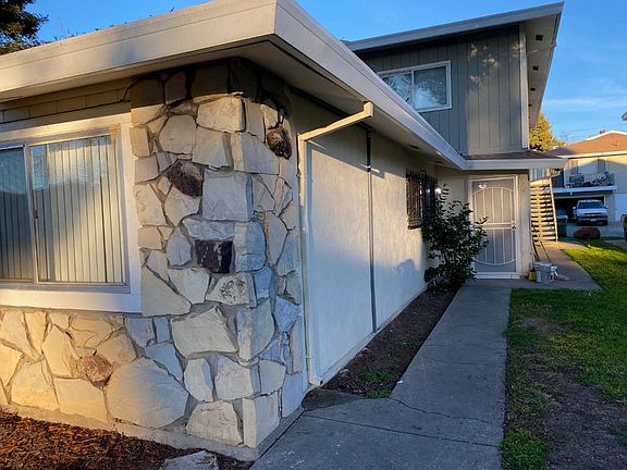 3rd image of 57 La Fresa Ct APT 2