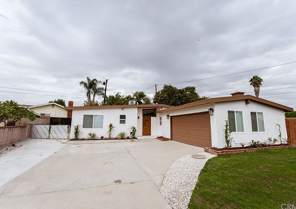 1st image of 8143 Greenvale Ave