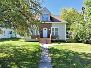 617 N Pokegama Ave, Grand Rapids, MN 55744