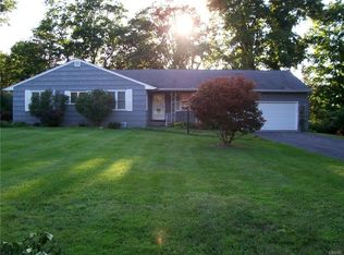 47 Lynacres Blvd, Fayetteville, NY 13066