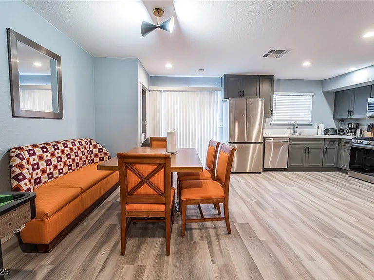 3955 Savoy Ct — Photo 17