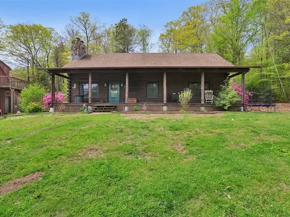 41 Woronoco Rd, Blandford, MA 01008