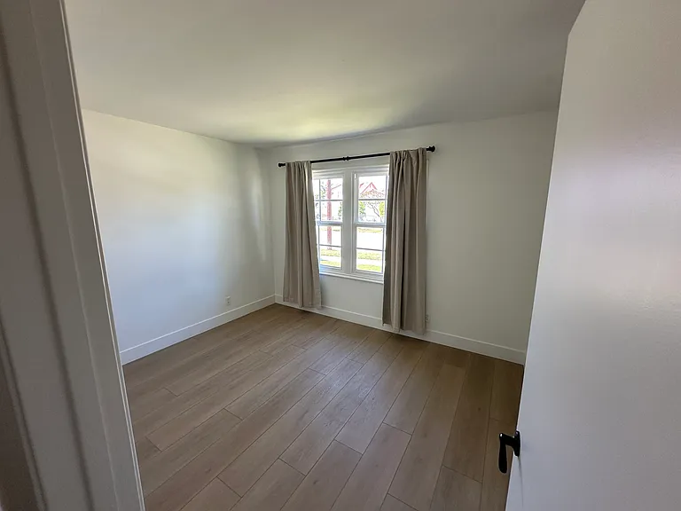 3928 E Silverleaf Ave — Photo 13