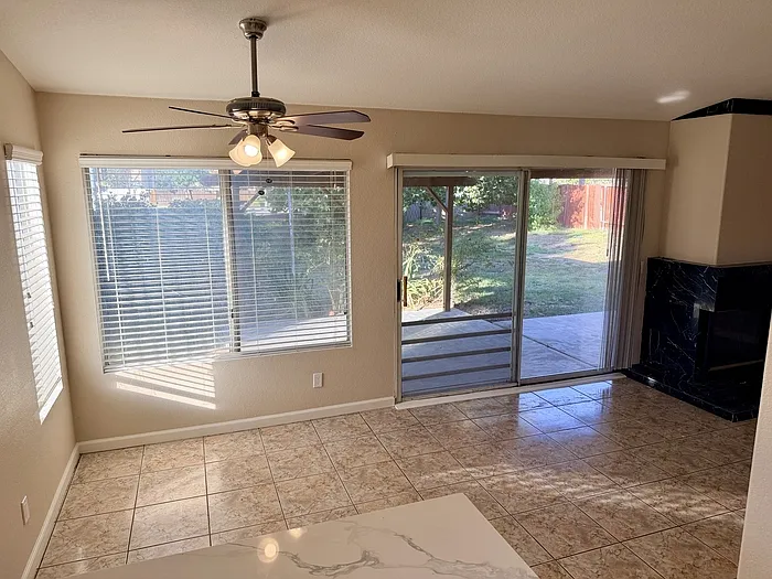 4238 Brookside Dr — Photo 17
