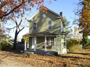 1110 5th St, Radford, VA 24141