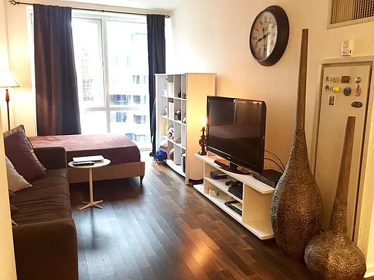 Rented by Citi Habitats | media 15