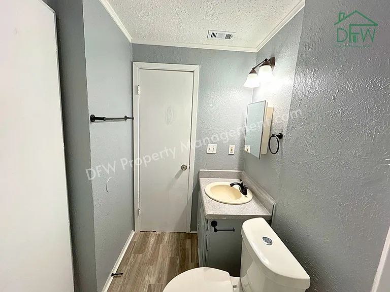 1615 Voirin Rd — Photo 13