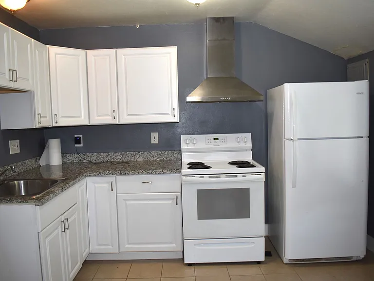 3996 Sierra Vista Ave #1/2 — Photo 4