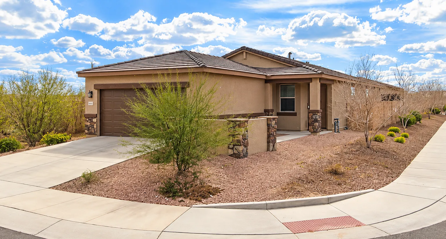 4 bed, 1562 sqft, $2,300 — Photo 1