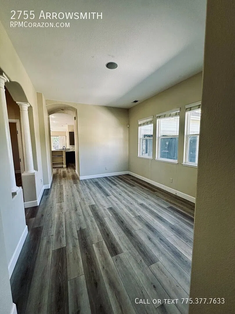 Fully updated/upgraded serene Red Hawk home in desirable neighborhood! — Photo 2