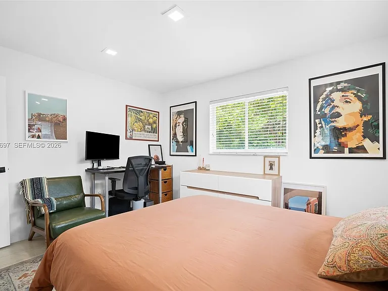 2231 SW 63rd Ave — Photo 16