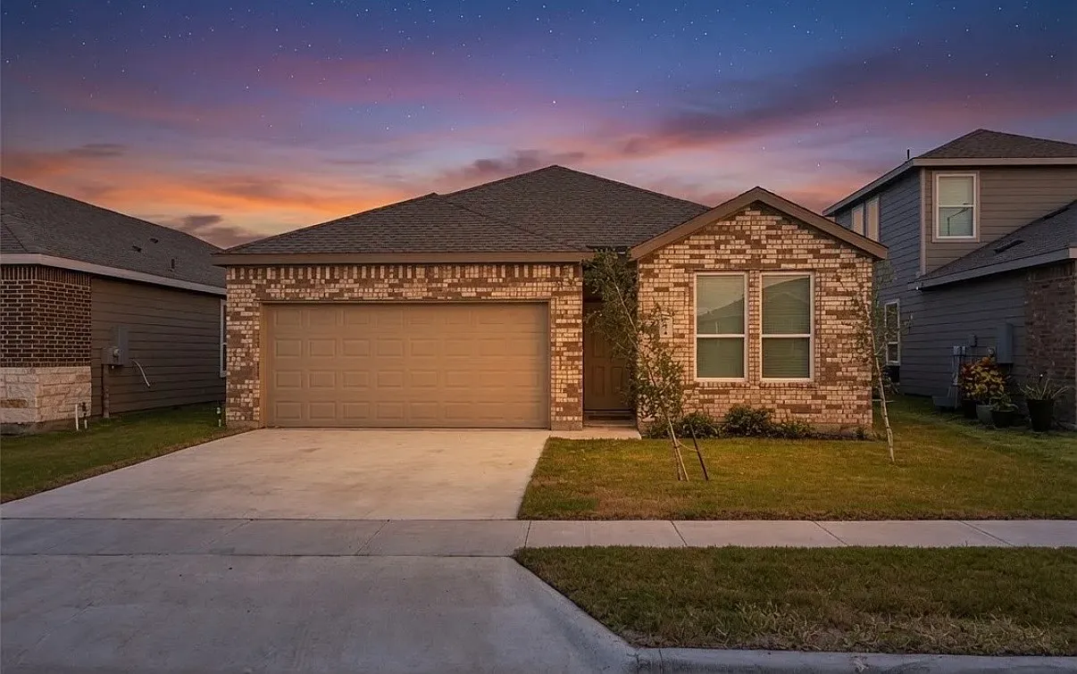 4 bed, 2187 sqft, $2,795 — Photo 1