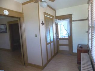 34 S Forklanding Rd, Maple Shade, NJ 08052