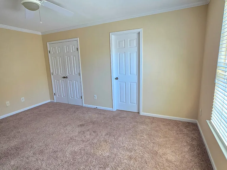 9819 Layla Ave — Photo 19