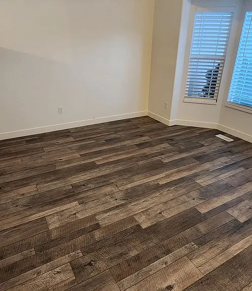 5486 W Venetia St — Photo 5