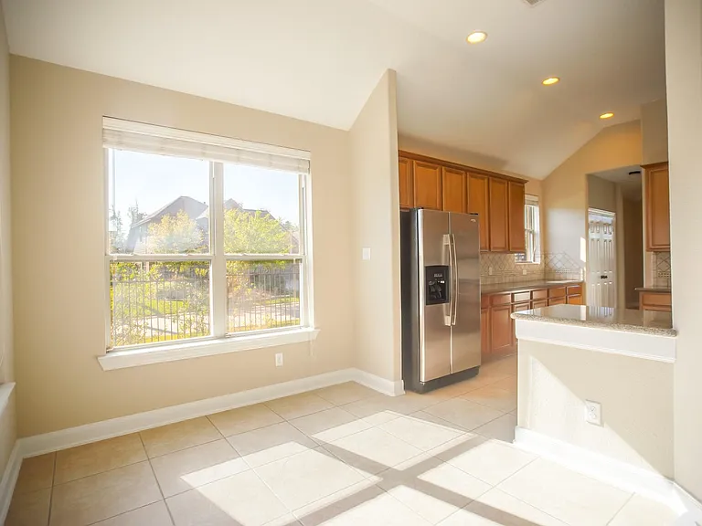 2 Hadlock Pl — Photo 19
