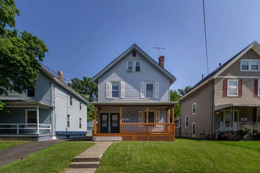 2714 Minot Ave photo 1
