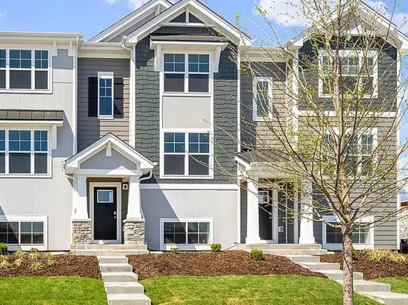 2263 Glacier St, Mundelein, IL 60060