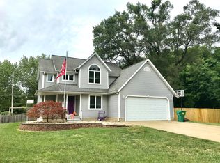 820 Nottingham Rd, Sturgis, MI 49091