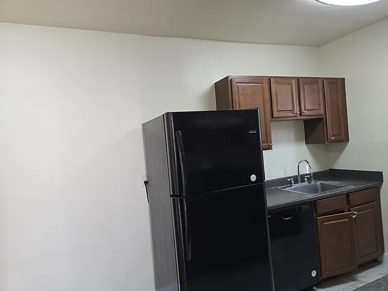 8619 Flower Ave #MIDDLE FLOOR — Photo 5