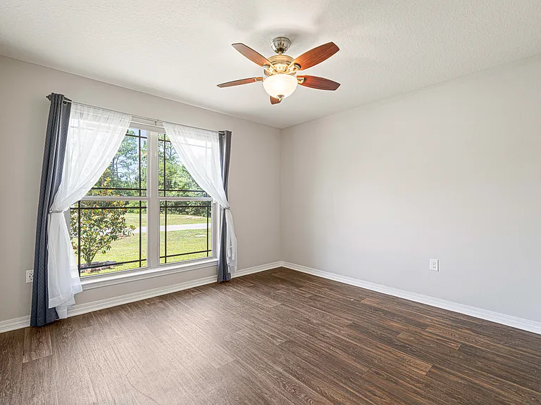 2132 Vizcaya Dr — Photo 28