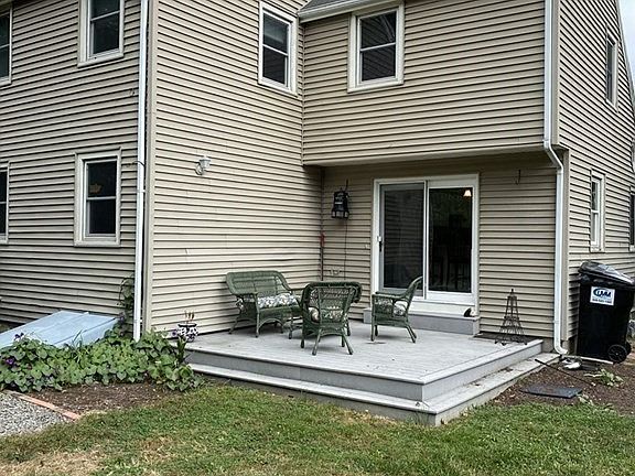 5th image of 857 Plymouth St