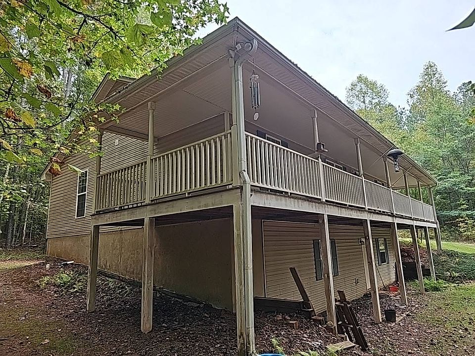 2nd image of 60 Fox Hunter Ln