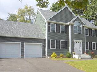 58 Beech St, Tewksbury, MA 01876