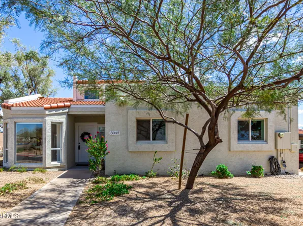 3042 E CANNON Drive, Phoenix, AZ 85028