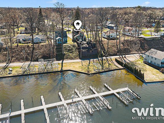 3rd image of 8207 Pokagon Rd