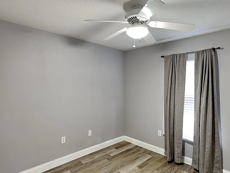 3512 Stonefield Dr — Photo 11