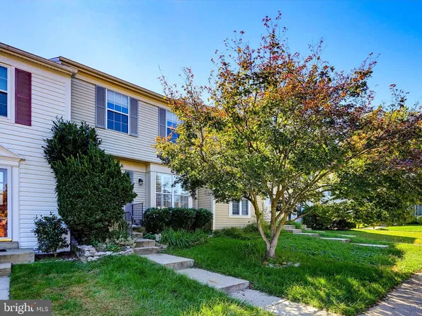 17736 Chipping Ct, Olney, MD 20832