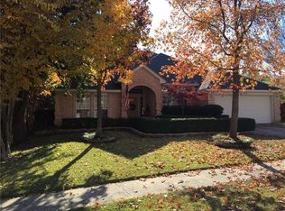 7824 Old Hickory Dr, North Richland Hills, TX 76182