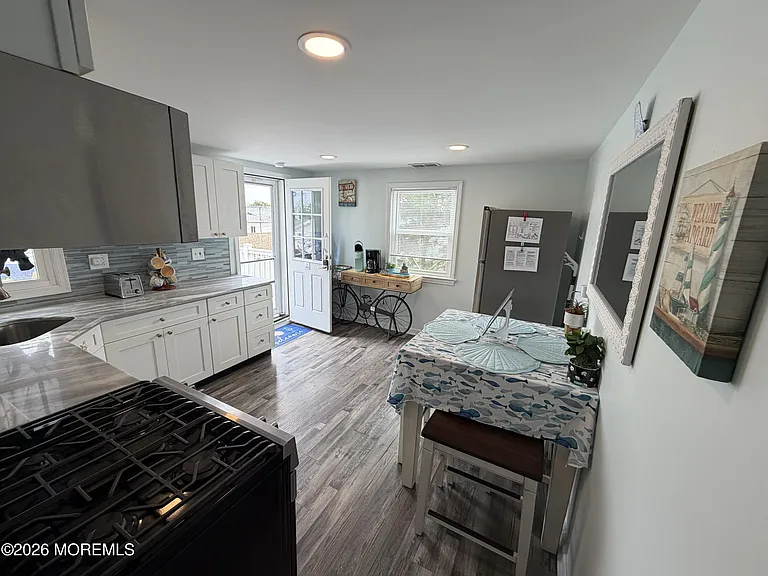 1510R Bay Blvd #UP — Photo 8