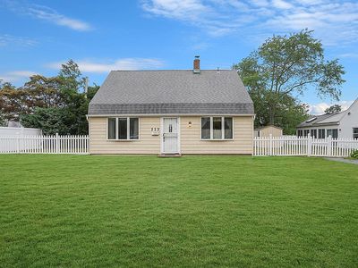 113 Loring Rd, Levittown, NY, 11756