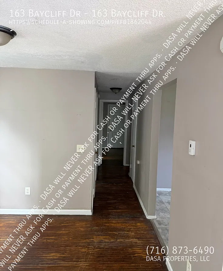 163 Baycliff - 2 Bed / 1 Bath — Photo 2