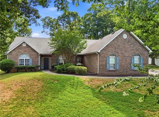 204 Huntwood Ct, Ellenwood, GA 30294