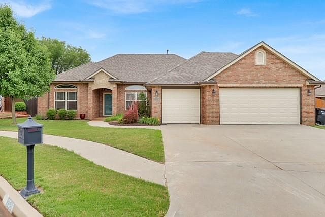 1st image of 2508 SE 10th Ct