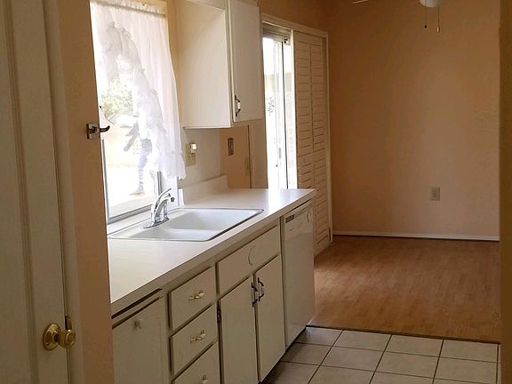 3rd image of 10232 W Desert Rock Dr
