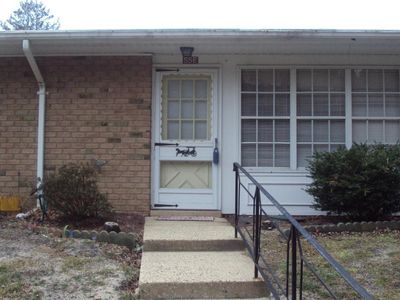 55 E Edinburgh La, Manchester, NJ, 08759