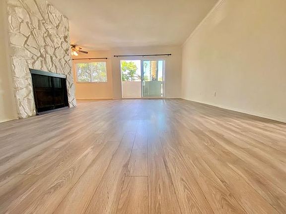 4th image of 522 Washington Ave APT 8