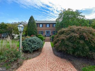 2600 Woodview Dr, Lancaster, PA 17601